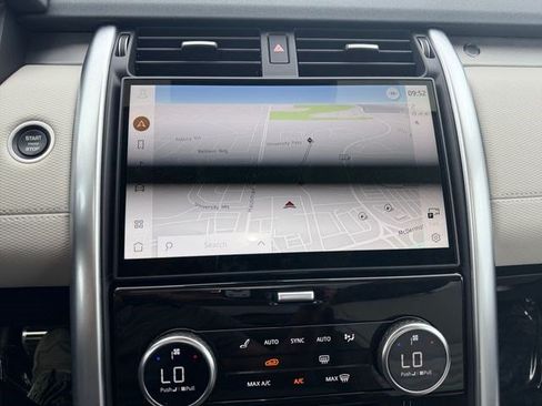 New 2026 Land Rover Discovery Limited Edition AWD/4WD image 20