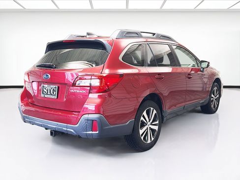 Used 2019 Subaru Outback 2.5i Limited image 4