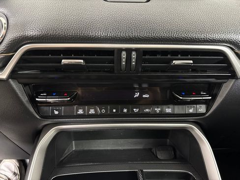Used 2024 MAZDA CX-90 Plug-In Hybrid w/ Preferred AWD/4WD image 14
