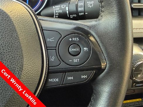 Used 2020 Toyota RAV4 Limited image 21