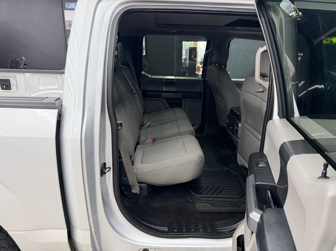 Used 2016 Ford F150 XLT w/ Equipment Group 302A Luxury AWD/4WD image 17