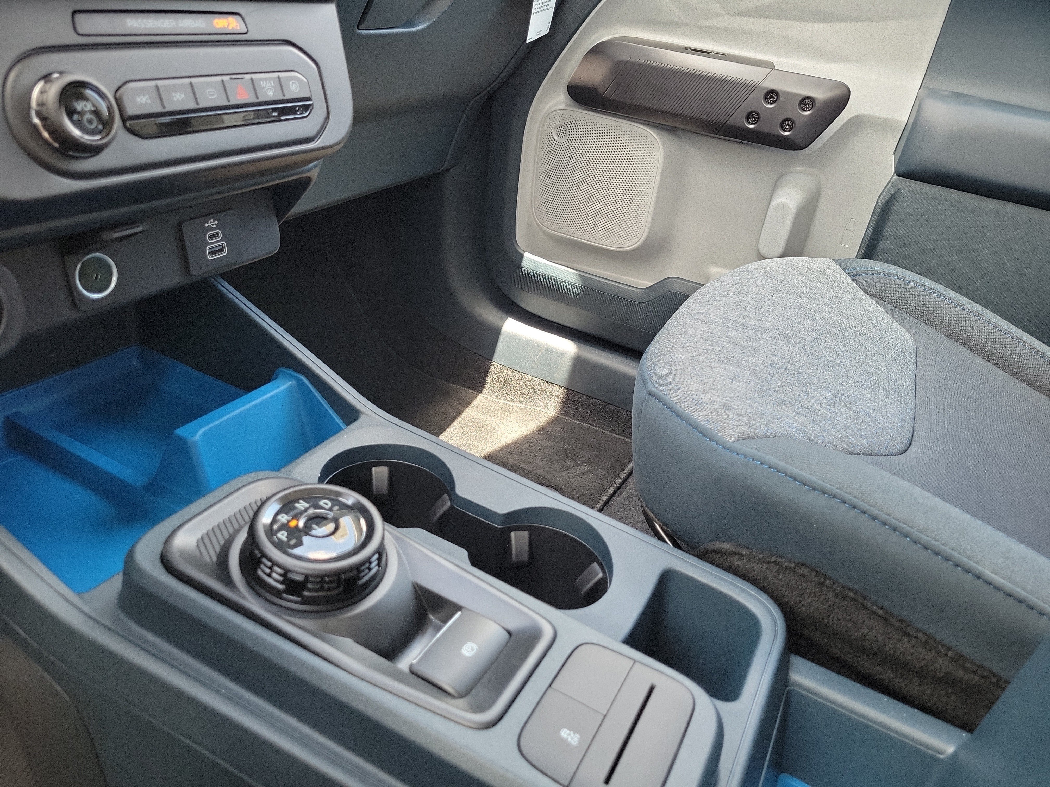 New 2026 Ford Maverick XLT w/ XLT Luxury Package FWD image 20
