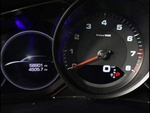 Used 2020 Porsche Cayenne AWD/4WD image 9