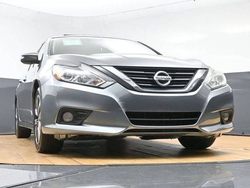 Used 2016 Nissan Altima 2.5 SV w/ Convenience Package FWD image 51