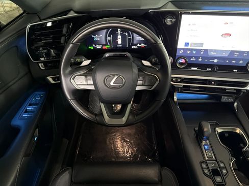 Certified 2025 Lexus RX 450h AWD w/ Luxury Package image 15