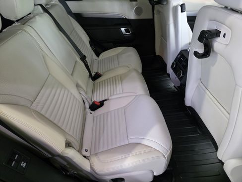 New 2026 Land Rover Discovery Dynamic SE AWD/4WD image 5