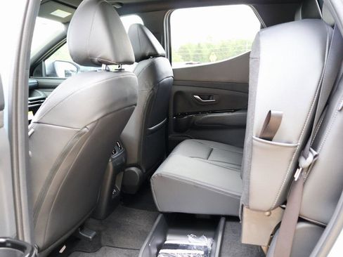 New 2025 Hyundai Santa Cruz SEL image 18