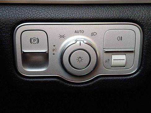 Used 2023 Mercedes-Benz GLE 350 4MATIC image 21