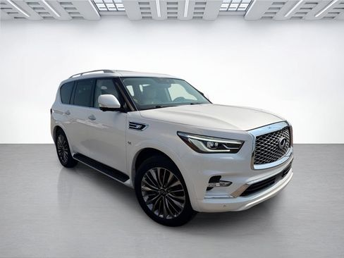 Used 2018 INFINITI QX80 2WD w/ Driver Assistance Package image 7