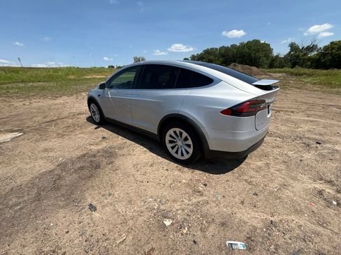 Used 2016 Tesla Model X 75D AWD/4WD image 43
