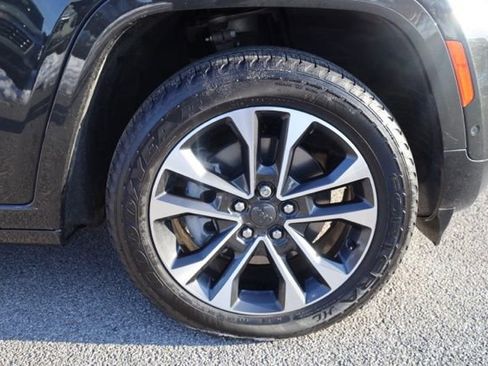 Used 2022 Jeep Grand Cherokee L Overland image 15