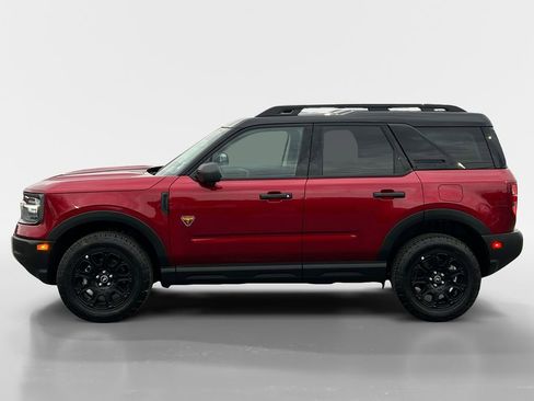 Used 2025 Ford Bronco Sport Badlands image 2