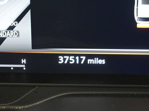 Used 2023 INFINITI QX60 Luxe w/ Performance Audio Package FWD image 21