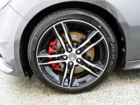 Used 2016 Ford Focus ST w/ Equipment Group 401A FWD image 24