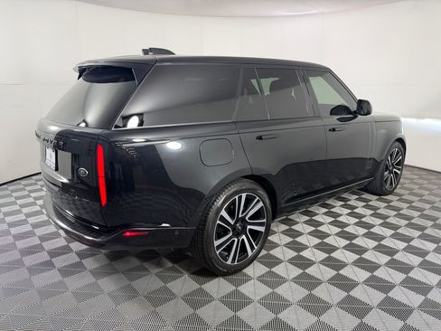 Used 2023 Land Rover Range Rover SE AWD/4WD image 9
