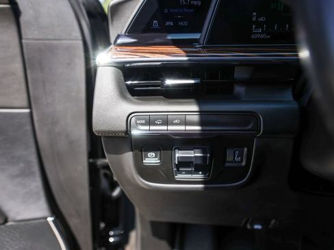 Used 2021 Cadillac Escalade Premium Luxury w/ Driver Assist Tech Package RWD image 15