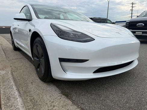 Used 2023 Tesla Model 3 Standard Range RWD image 23