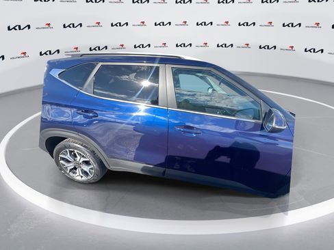 Certified 2023 Kia Seltos EX image 9