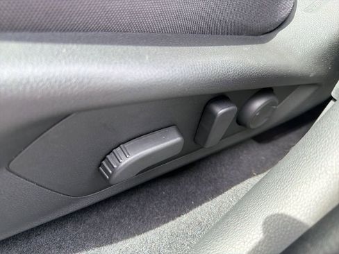 Certified 2025 Subaru Crosstrek 2.0i Premium image 25