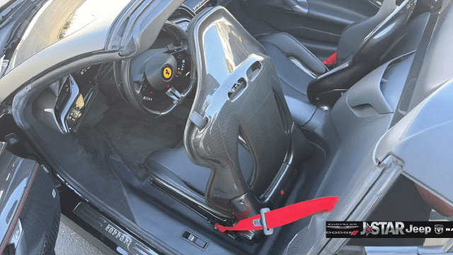 Used 2025 Ferrari SF90 Spider AWD/4WD image 26
