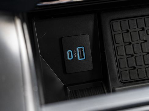 Used 2024 Ford F150 Lariat w/ Equipment Group 502A High image 35