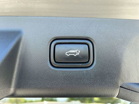 Certified 2024 Hyundai Tucson Limited image 16