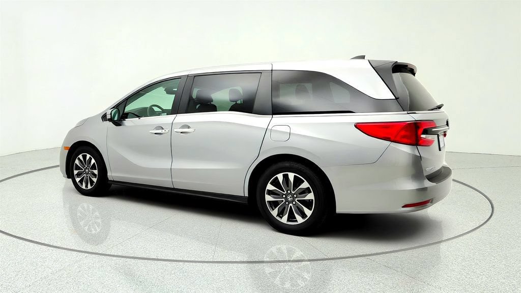 Used 2023 Honda Odyssey EX-L image 7