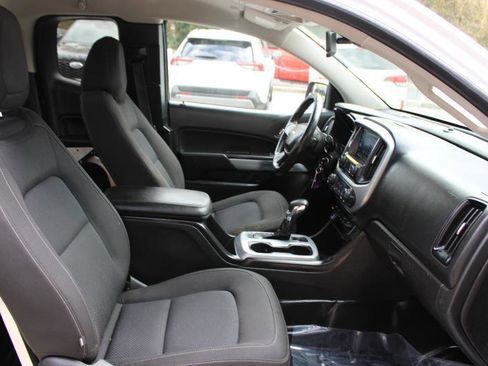 Used 2022 Chevrolet Colorado LT w/ Fleet Safety Package RWD image 10