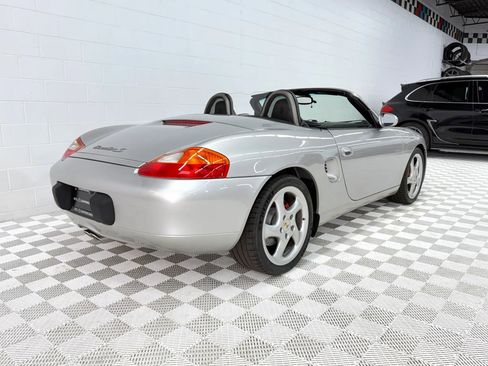 Used 2001 Porsche Boxster S RWD image 18
