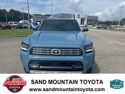 Used 2025 Toyota 4Runner Limited AWD/4WD image 8