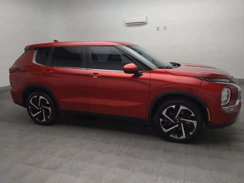 Used 2022 Mitsubishi Outlander SE FWD image 11