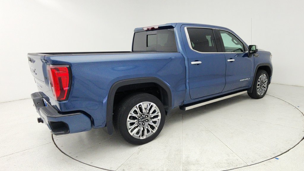 Used 2024 GMC Sierra 1500 Denali Ultimate AWD/4WD image 7