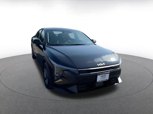 Used 2025 Kia K4 LXS image 4