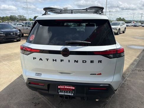 New 2026 Nissan Pathfinder Rock Creek AWD/4WD image 3