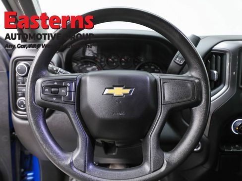 Used 2022 Chevrolet Silverado 1500 Custom image 10