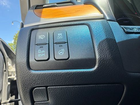 Used 2013 Lexus GS 450h RWD image 43