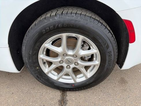 Used 2024 Chrysler Pacifica Touring-L FWD image 15