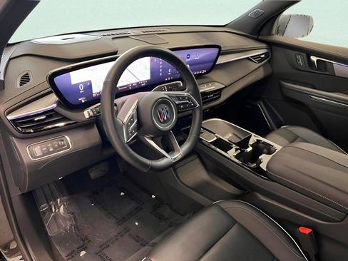 Used 2025 Buick Enclave Sport Touring image 24
