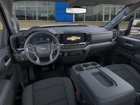 New 2025 Chevrolet Silverado 2500 LT w/ Convenience Package image 16