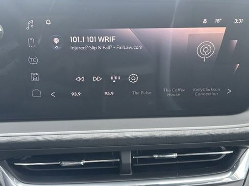 Used 2024 Buick Envista Preferred w/ Convenience I Package image 26