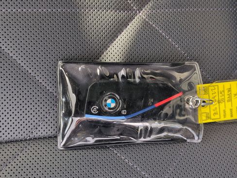 Used 2025 BMW iX M60 image 35