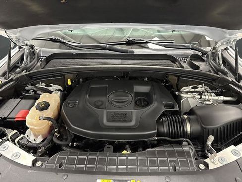 Used 2021 Jeep Grand Cherokee L Overland w/ Advanced Protech Group III image 44