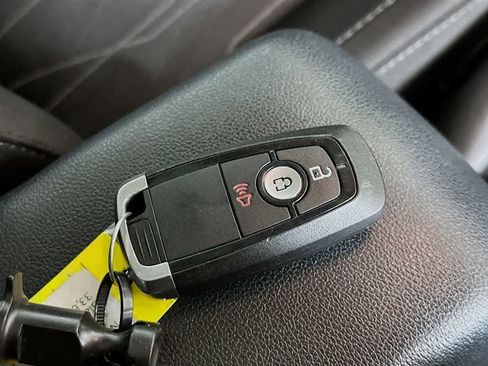 Certified 2022 Ford EcoSport SE w/ SE Convenience Package image 20