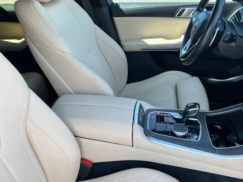 Used 2021 BMW X5 sDrive40i w/ Convenience Package RWD image 10