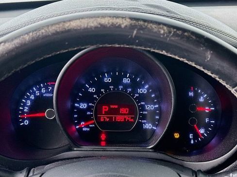 Used 2015 Kia Soul ! w/ Sun & Sound Package image 12