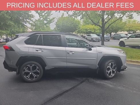 Used 2021 Toyota RAV4 XSE w/ Premium Package AWD/4WD image 18