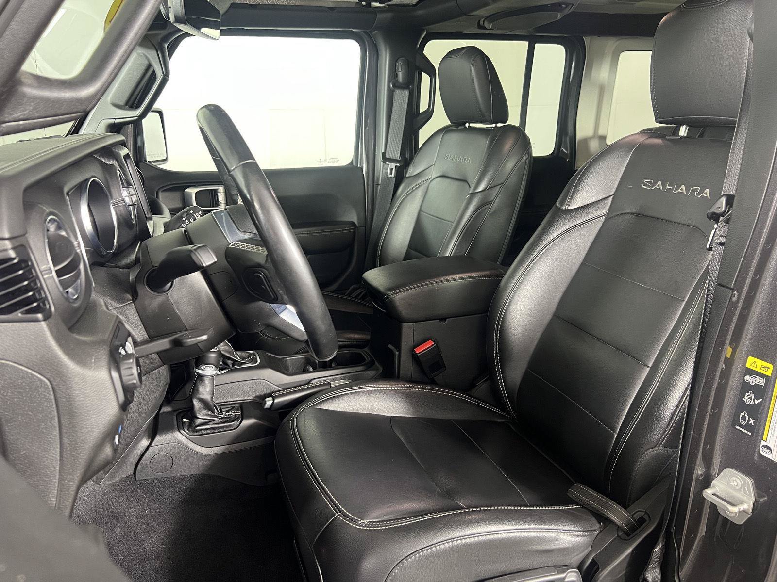 Used 2021 Jeep Wrangler Unlimited Sahara w/ Cold Weather Group AWD/4WD image 2