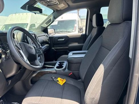Used 2022 Chevrolet Silverado 1500 LT Trail Boss w/ Safety Package AWD/4WD image 8