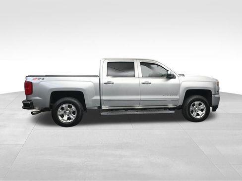 Used 2018 Chevrolet Silverado 1500 LTZ Z71 w/ LTZ Plus Package AWD/4WD image 6