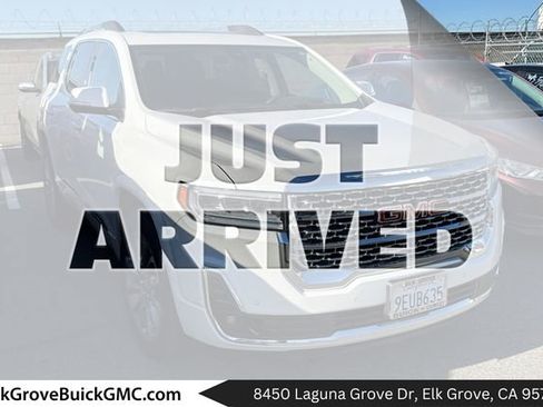 Used 2023 GMC Acadia Denali w/ Denali Ultimate Package AWD/4WD image 1
